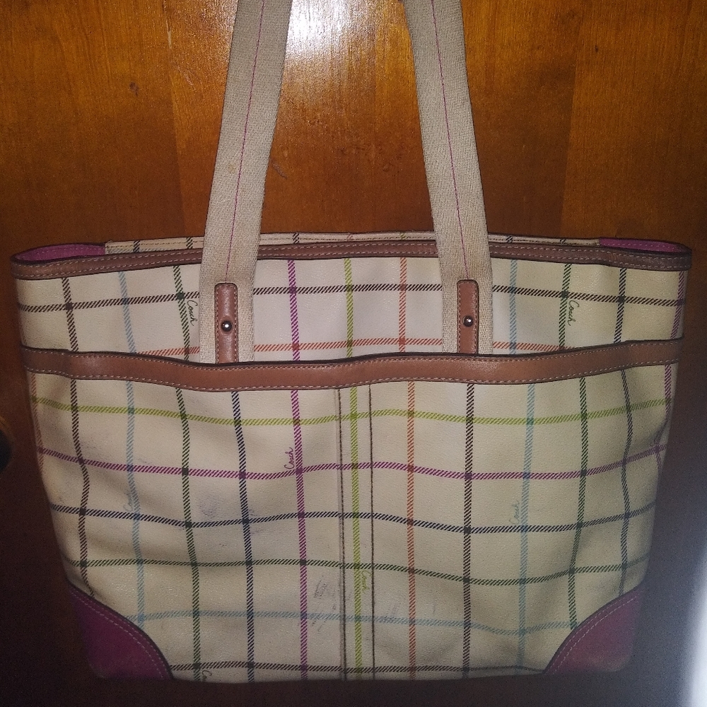Coach diaperbag - Picture 4 of 6